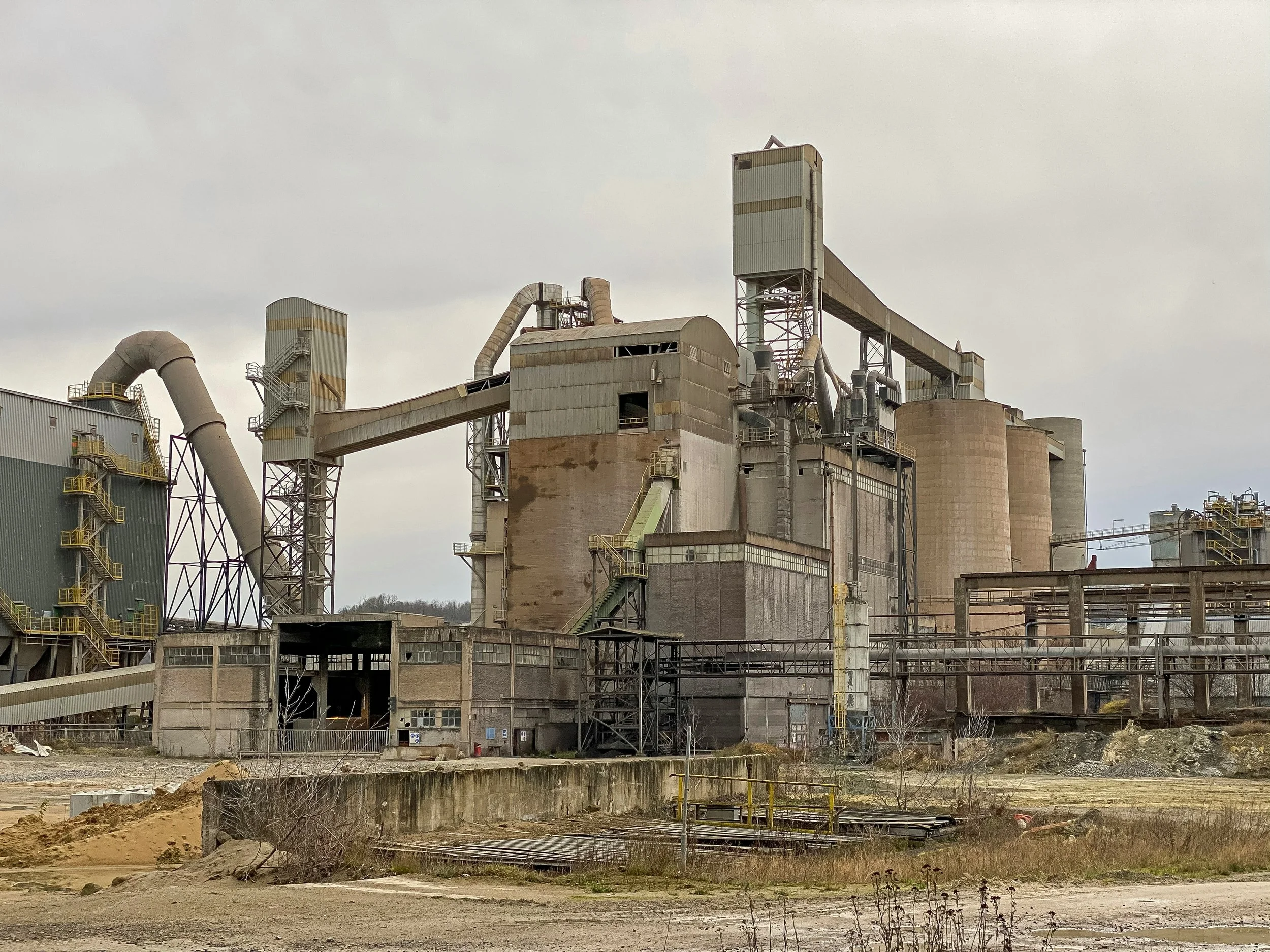 Why Cement Is Becoming the Proving Ground for Practical Carbon Capture