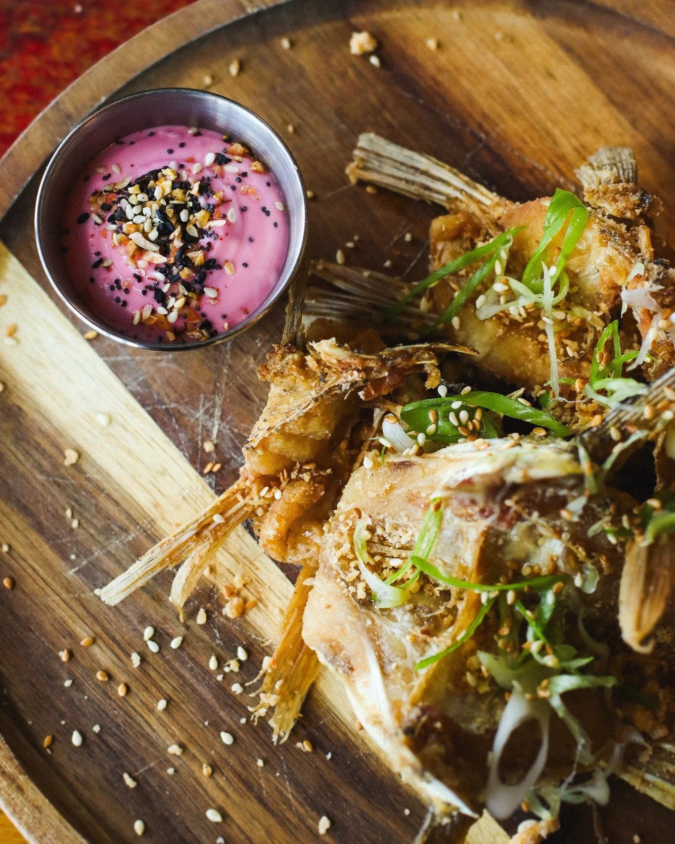 Attention wing lovers 👀 You&rsquo;ve had walleye fried, breaded, filleted&hellip; but have you tried the collar?

Often called the &quot;chicken wing of the sea&quot; (or the lake, in our case), our Walleye Wings are brined for max juiciness, tossed