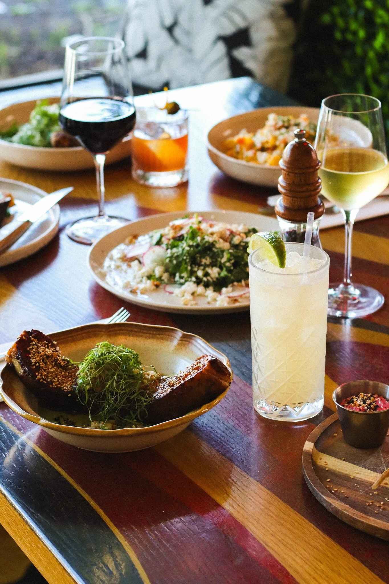 We've 👏 been 👏 working 👏
Updates across our dinner, dessert, cocktail, wine, and brunch menus roll out next Wednesday.

😃 Happy Hour | 4:30pm - 6pm | 𝘞𝘦𝘥 - 𝘍𝘳𝘪
🍴 Dinner served til 9pm on Wed &amp; Thurs | 10pm on Fri &amp; Sat
🍳 Sunday Br