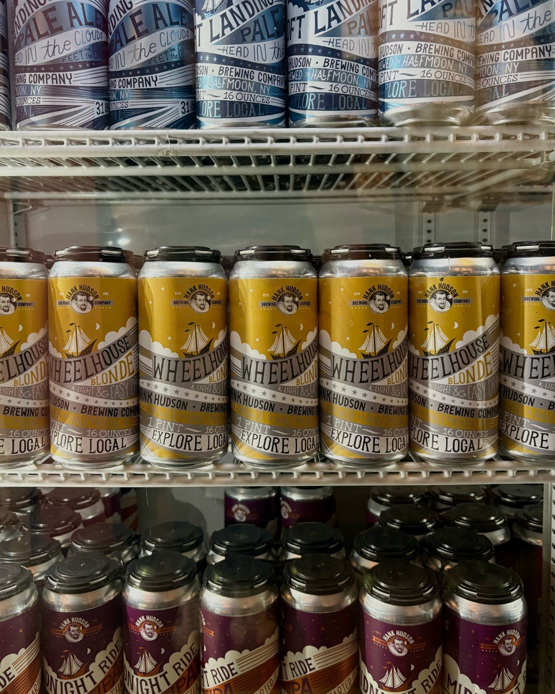 In a rush? No worries... take the party with you. 🍺

Grab a few cans of your Hank favorites to go and keep the good times going wherever you&rsquo;re headed.