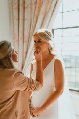 suffolk-bridal-makeup-emily-chantal.JPG