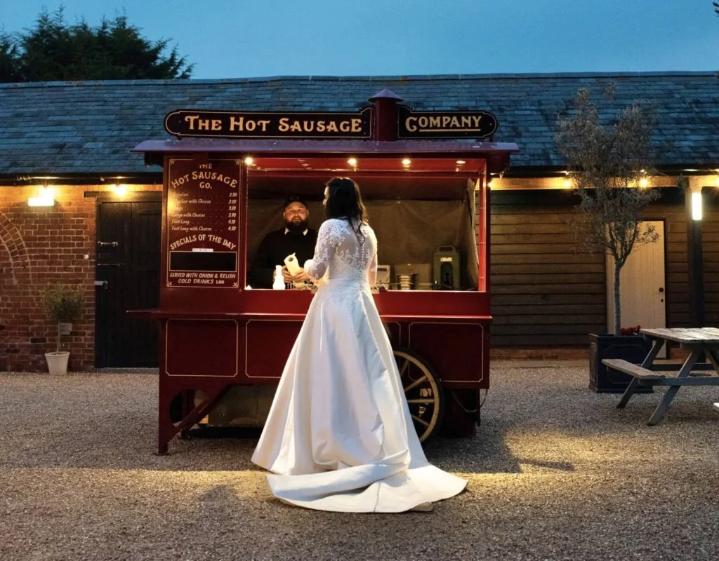 evening-food-truck-butley-priory-the-hot-sausage-company.jpg