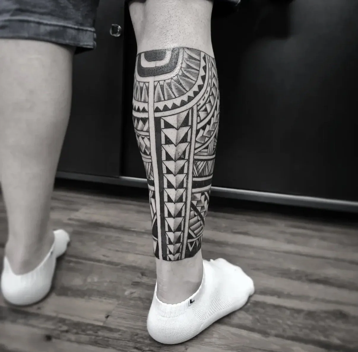 tribal maori leg sleeve