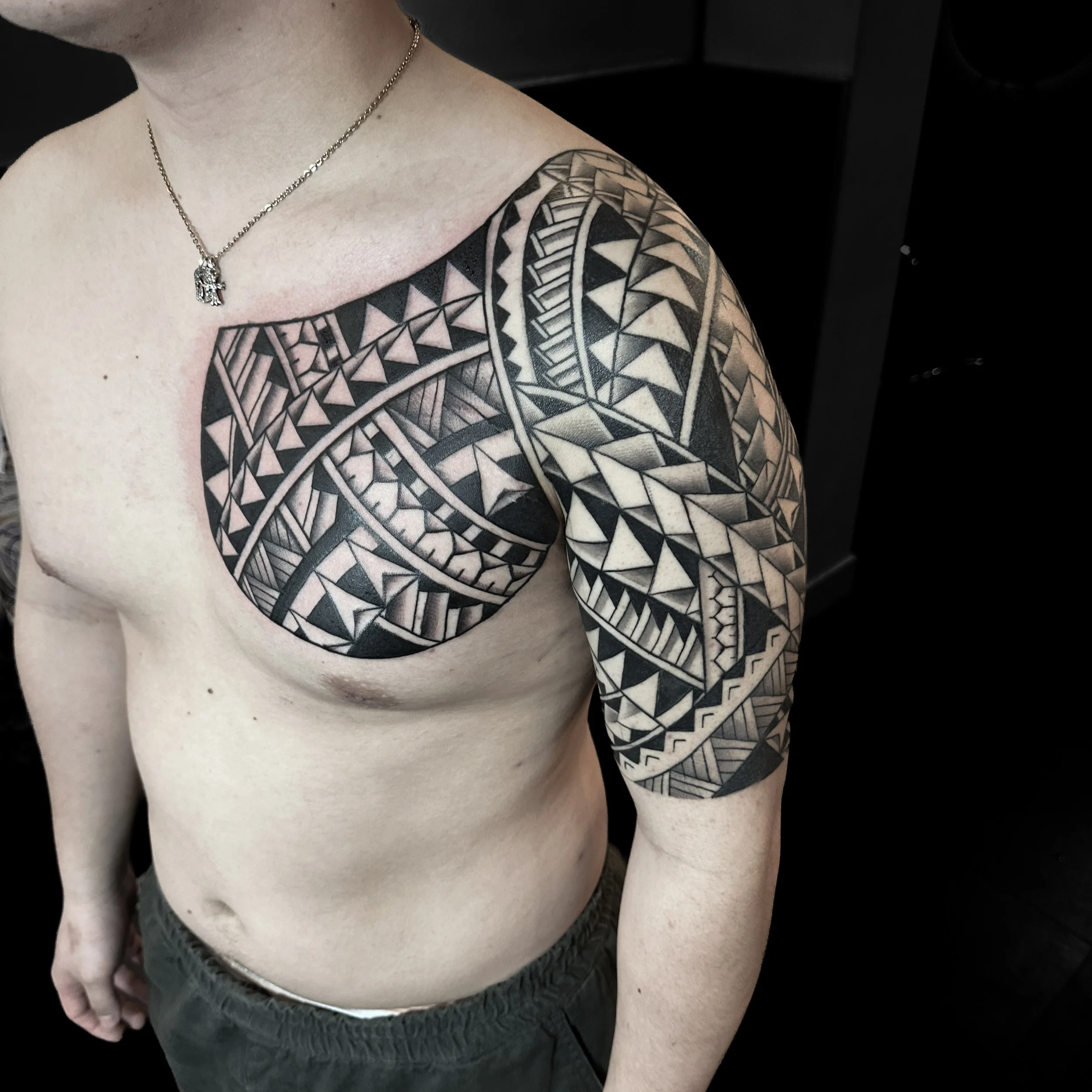 tribal polynesian tattoo