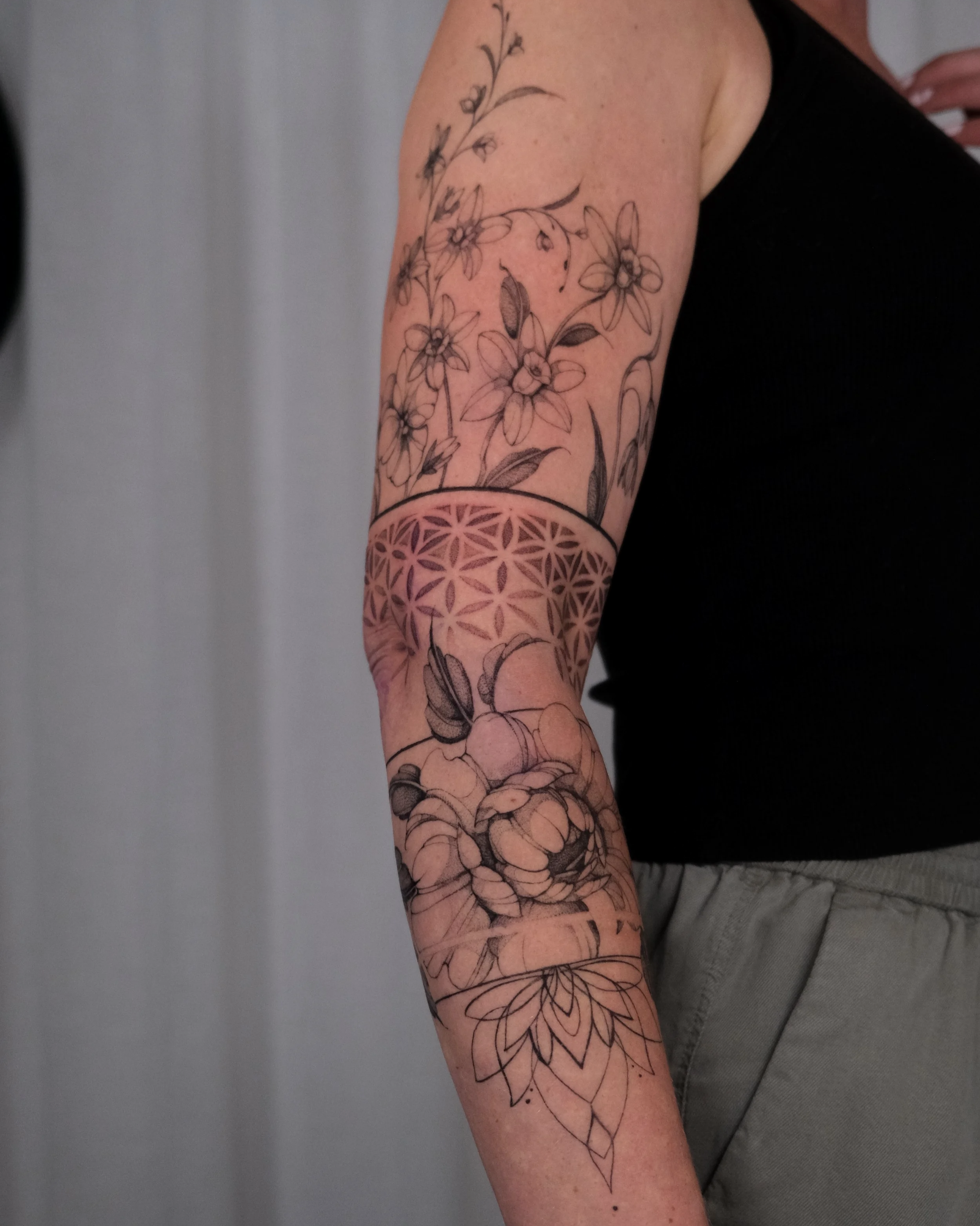 fineline bloemen sleeve