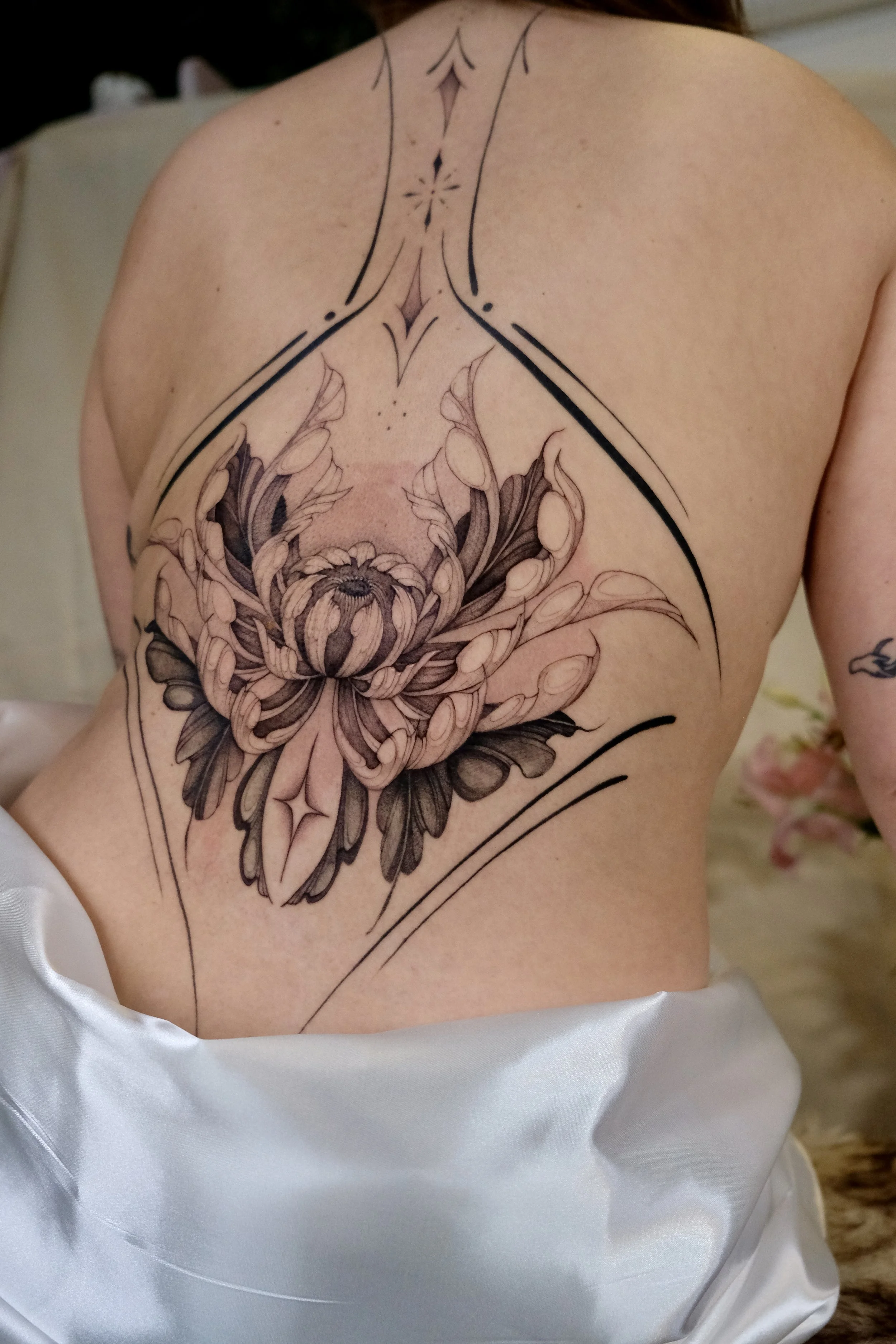 chrysant rug tattoo