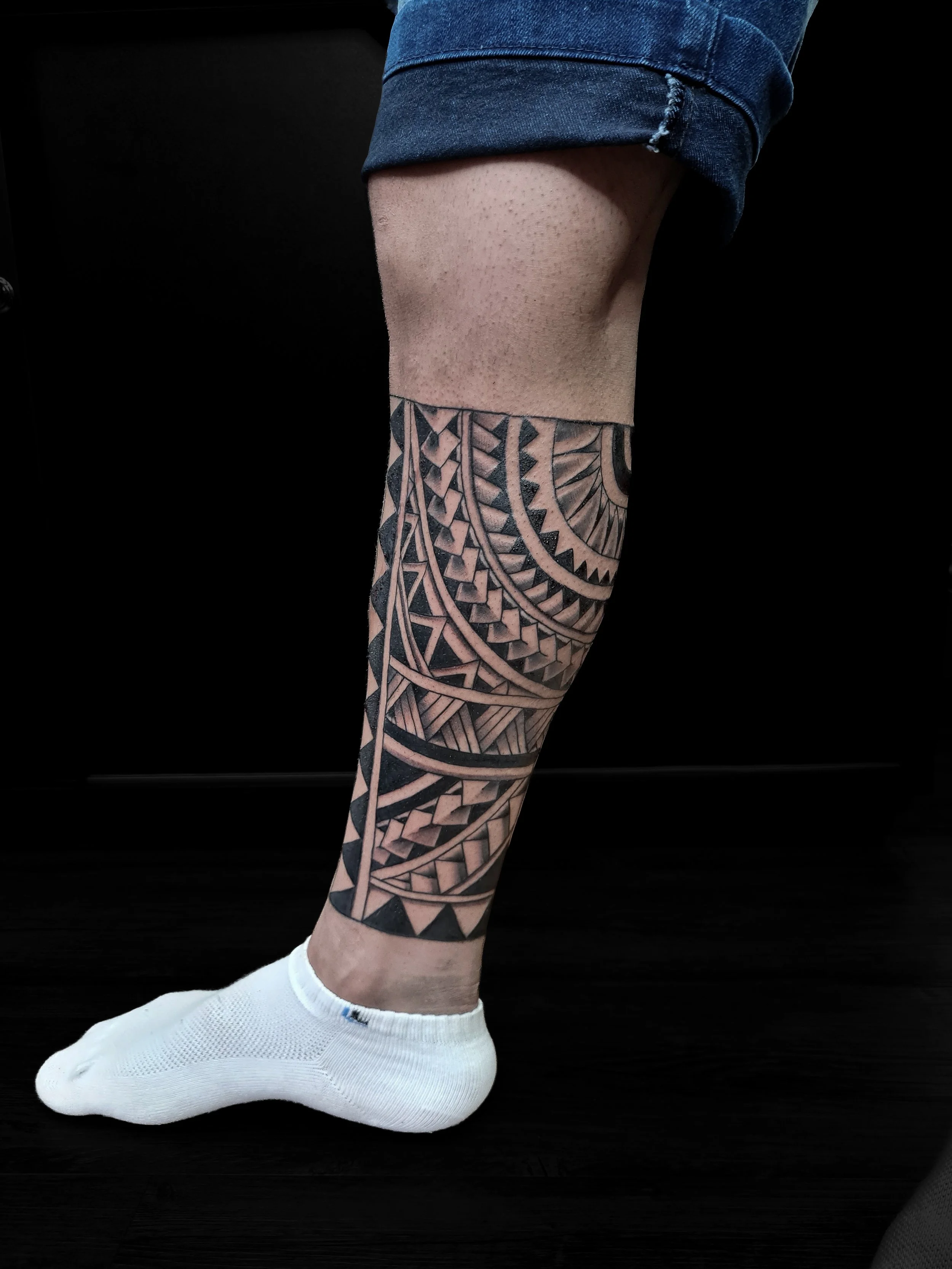 polynesian leg sleeve