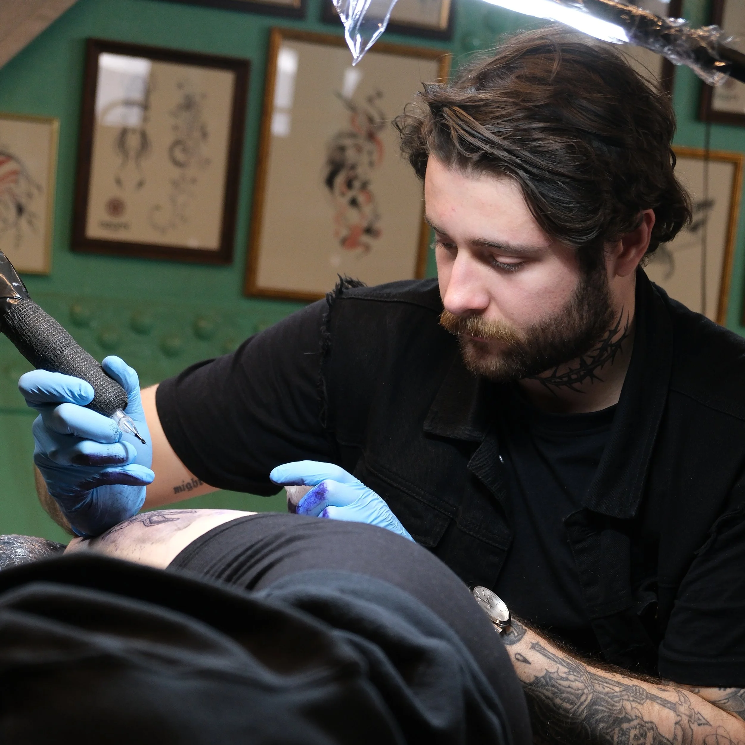 abstract, blackwork, traditional tattoo artiest