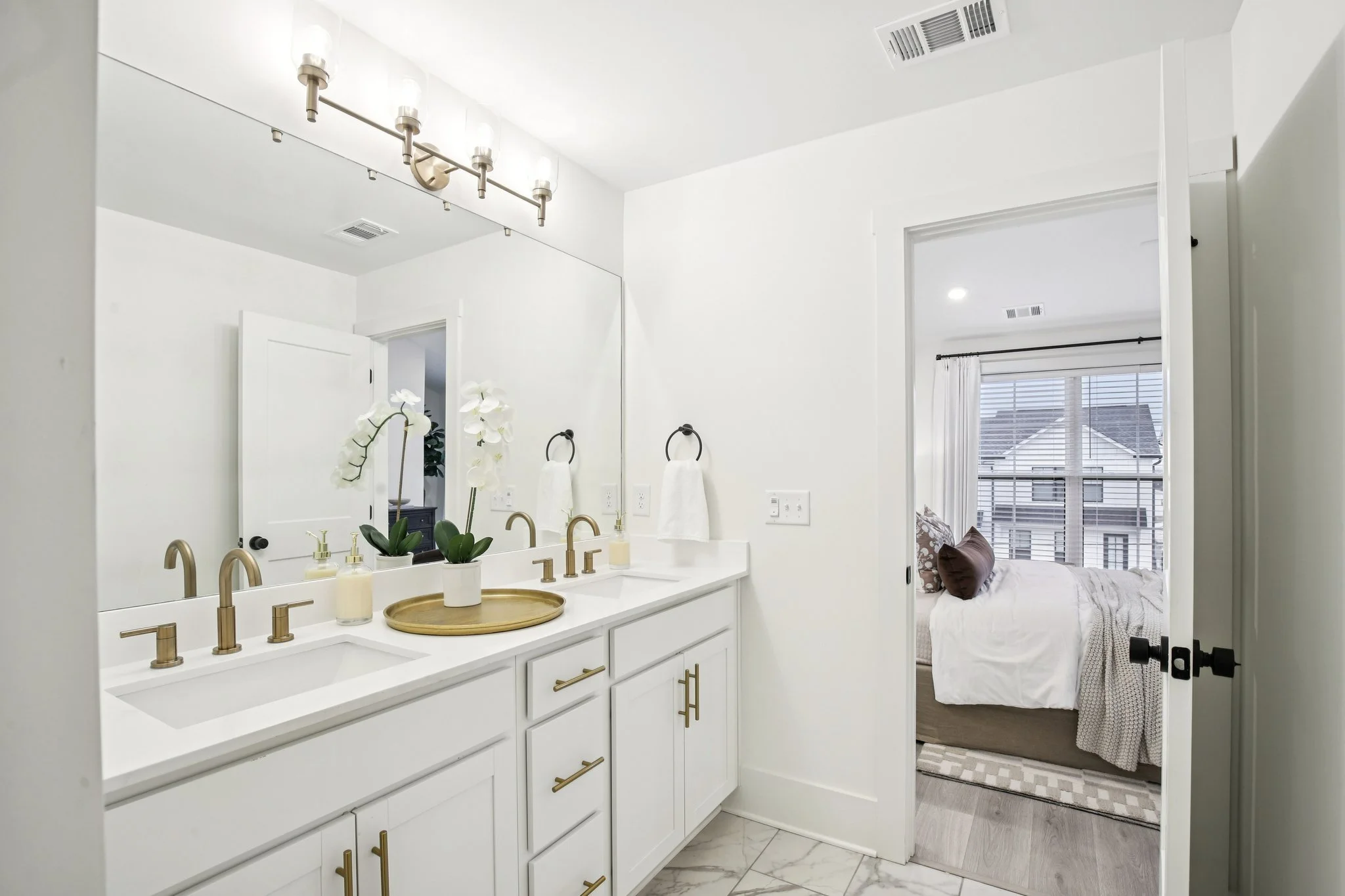 136-web-or-mls-906 SUMMIT AVE-S1902-045.jpg