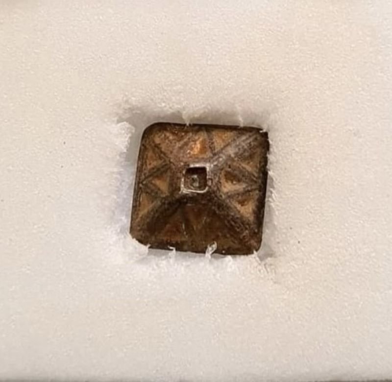 Pyramid Mount Medieval