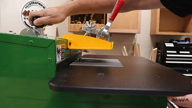 House Bit Machine Build Wall Cabinets: perfect for kitchens (plans available)