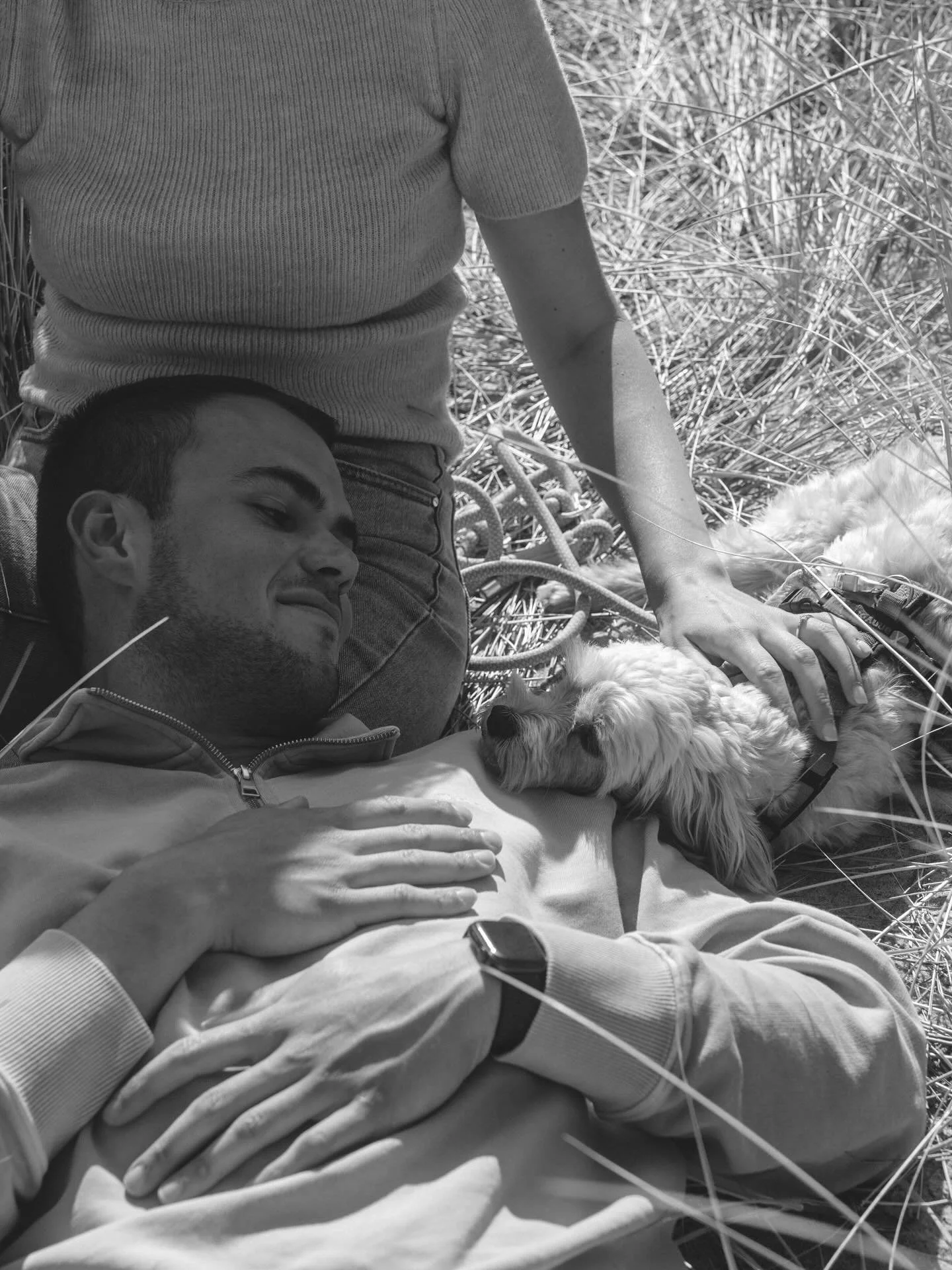 Just the three of us&hellip; 🐶💛

#Fehmarn #Fotografie #photography #couplephotography #engagementphotography #verlobungsfotografie #storytelling #fehmarnfotografie #fotograffehmarn #wavelensphotography