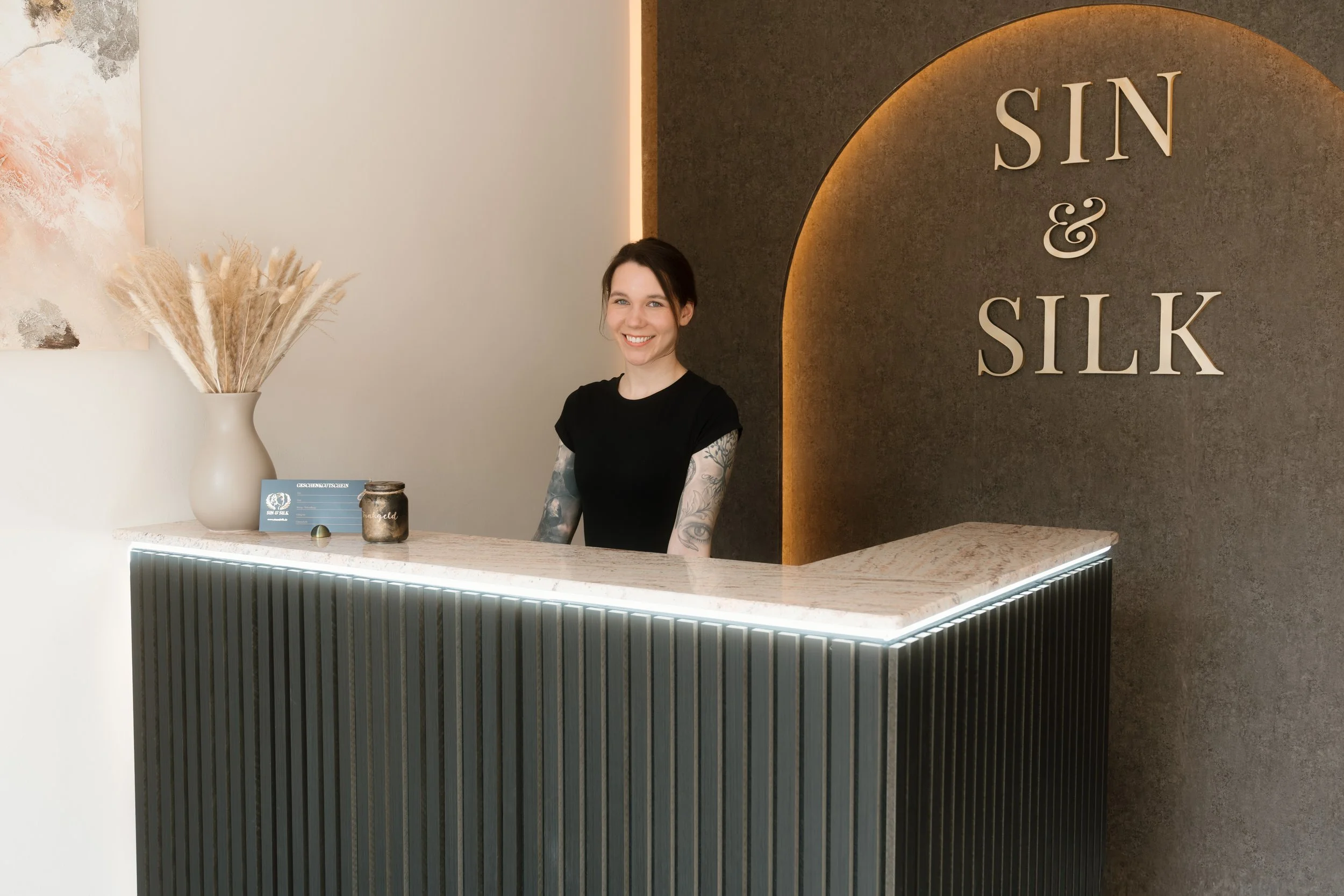 Sin&Silk-009.jpg