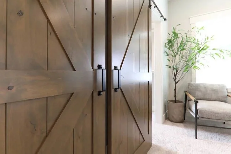 Inspiration_Interior-Gallery_BarnDoor26_reg.jpg