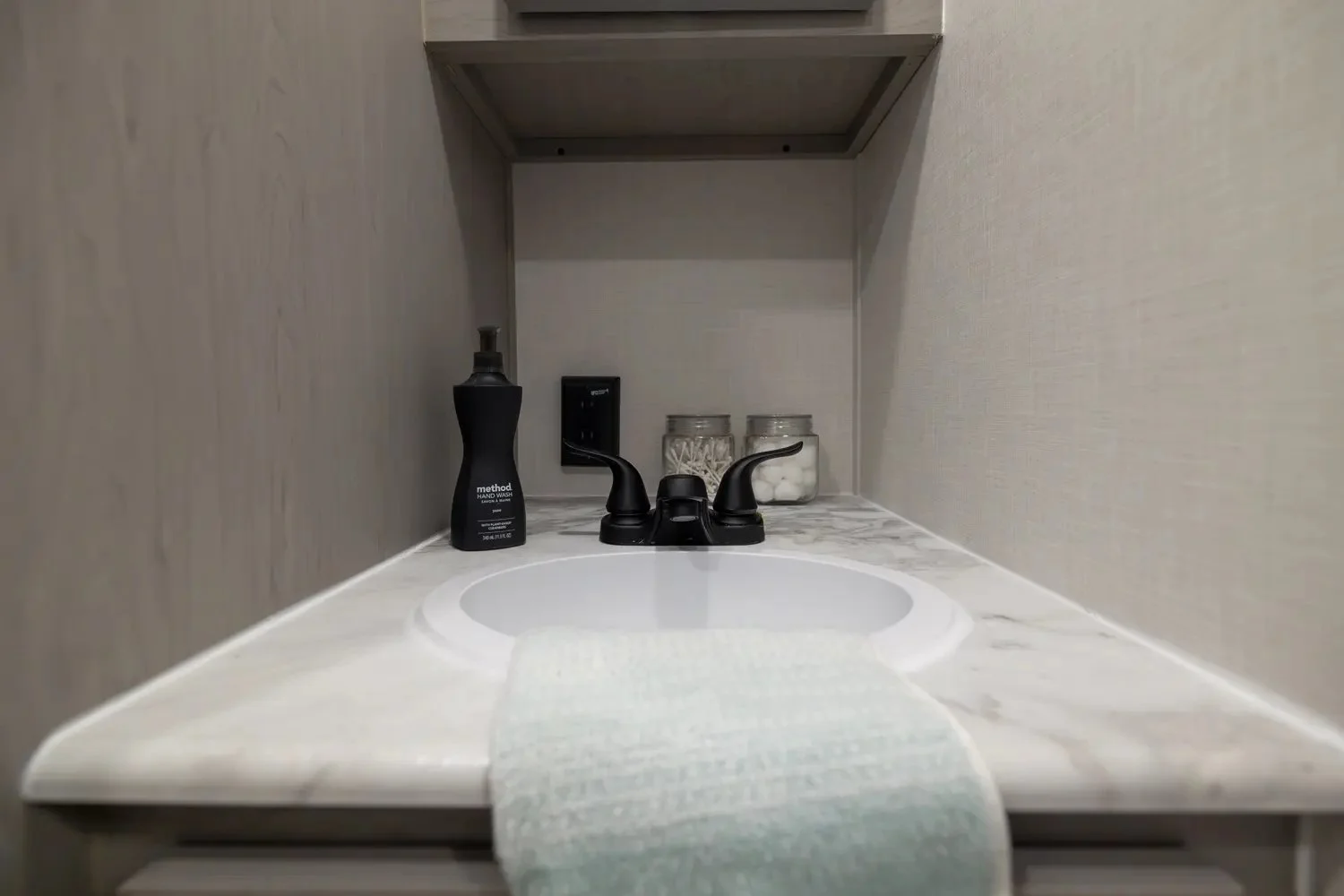 2026-CM-Clipper Travel Trailers-17FQ-12 copy.jpg