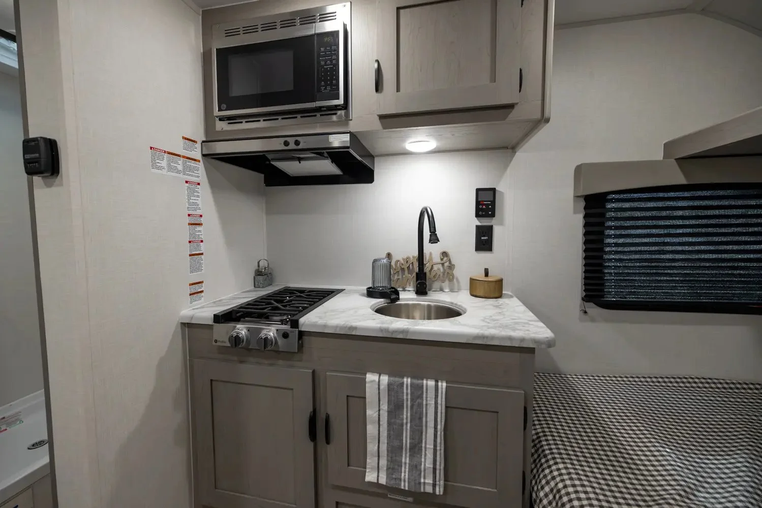 2026-CM-Clipper Travel Trailers-12RD-2 copy.jpg