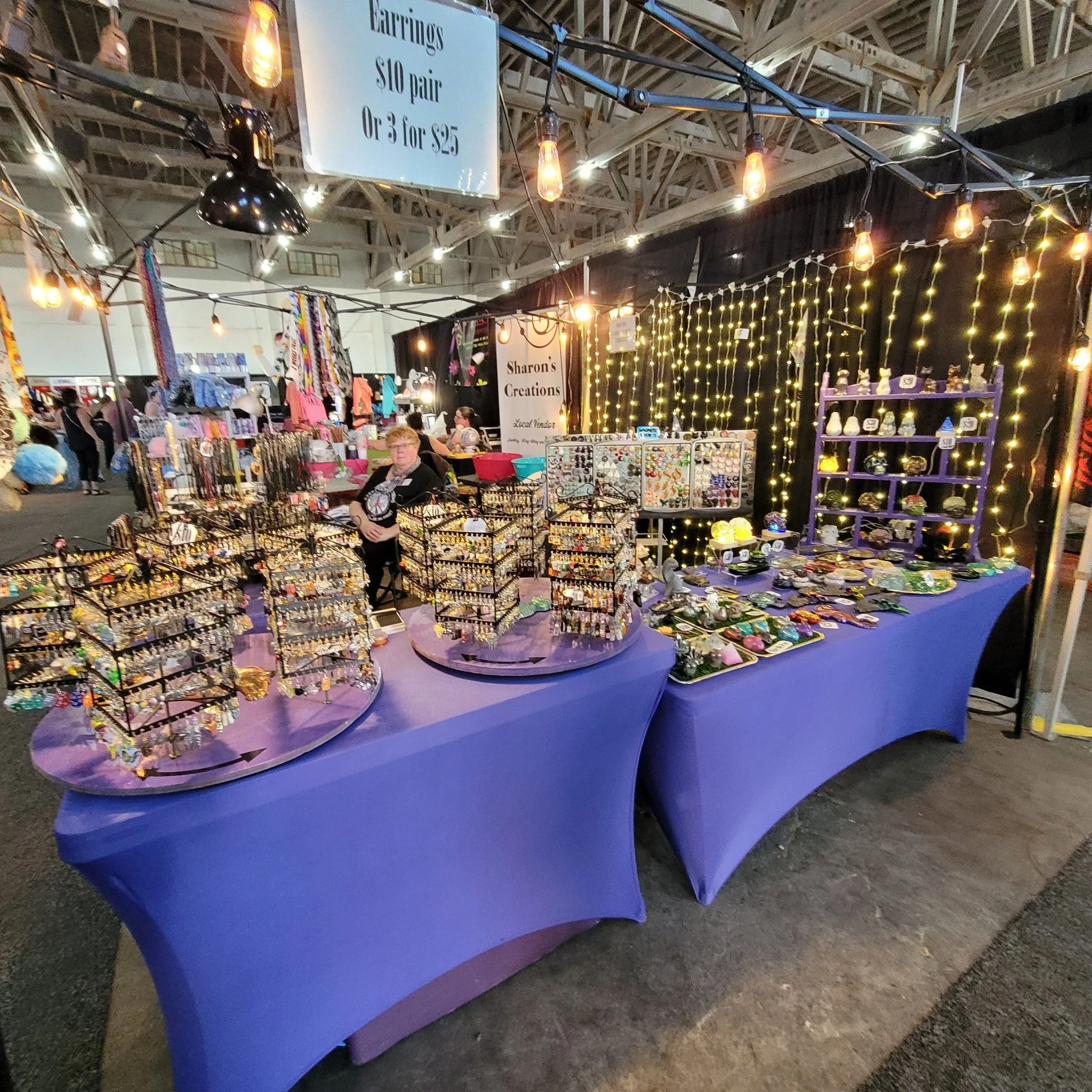 Help us welcome a brand NEW vendor to the Frontier Days Trade Show! ✨

Sharon's Creations will be joining us with a beautiful selection of jewelry and unique resin items. You&rsquo;ll also find Neck Kool scarves (perfect for those warm fair days ☀️),