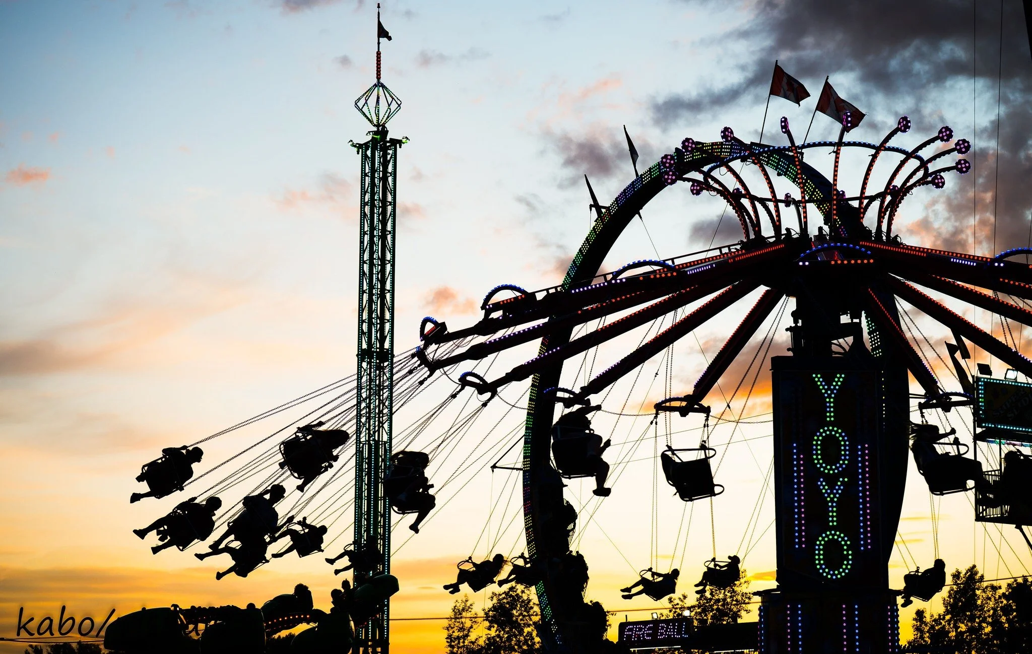 Out with the old, in with the new ✨

Please welcome back @rubberstoneswsaskatchewan to the Frontier Days Trade Show!

If you&rsquo;ve got tired, worn, or outdated surfaces, they&rsquo;ve got the solution. Offering high-quality stone, rubber, and acry