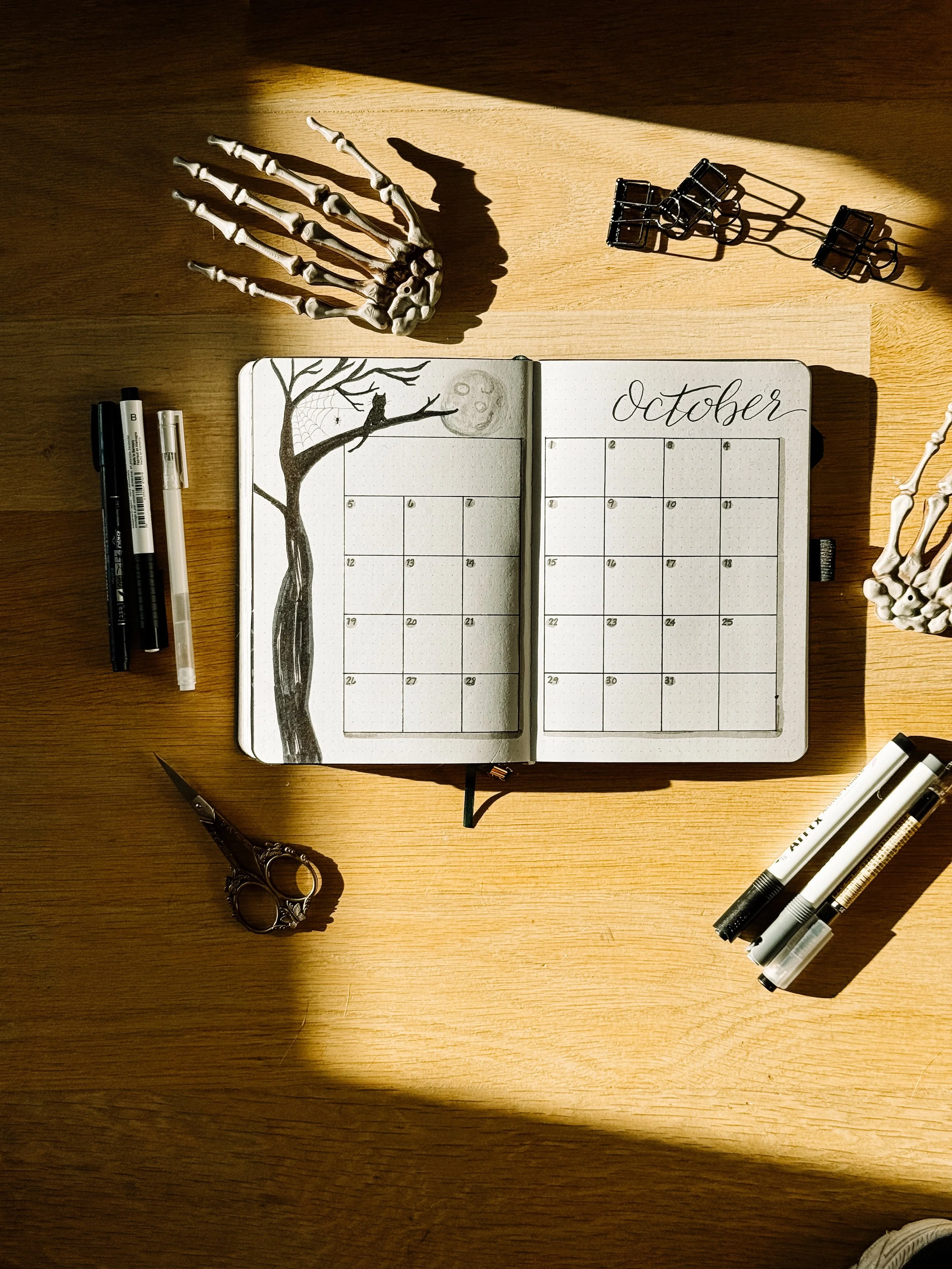 october bujo calendar spooky.jpeg