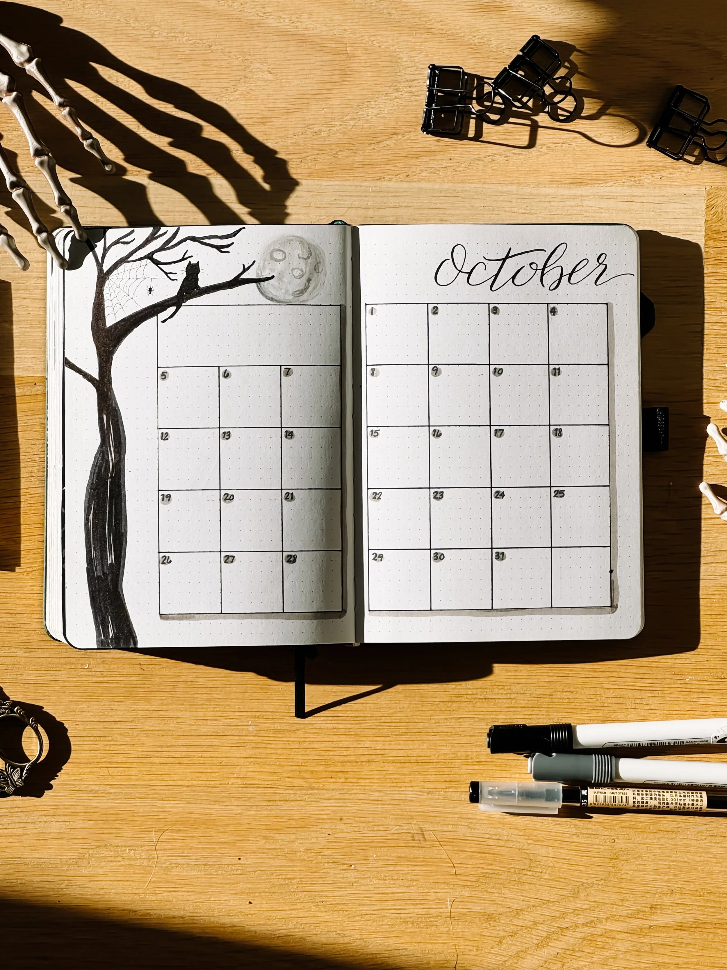 october bullet journal calendar.jpeg