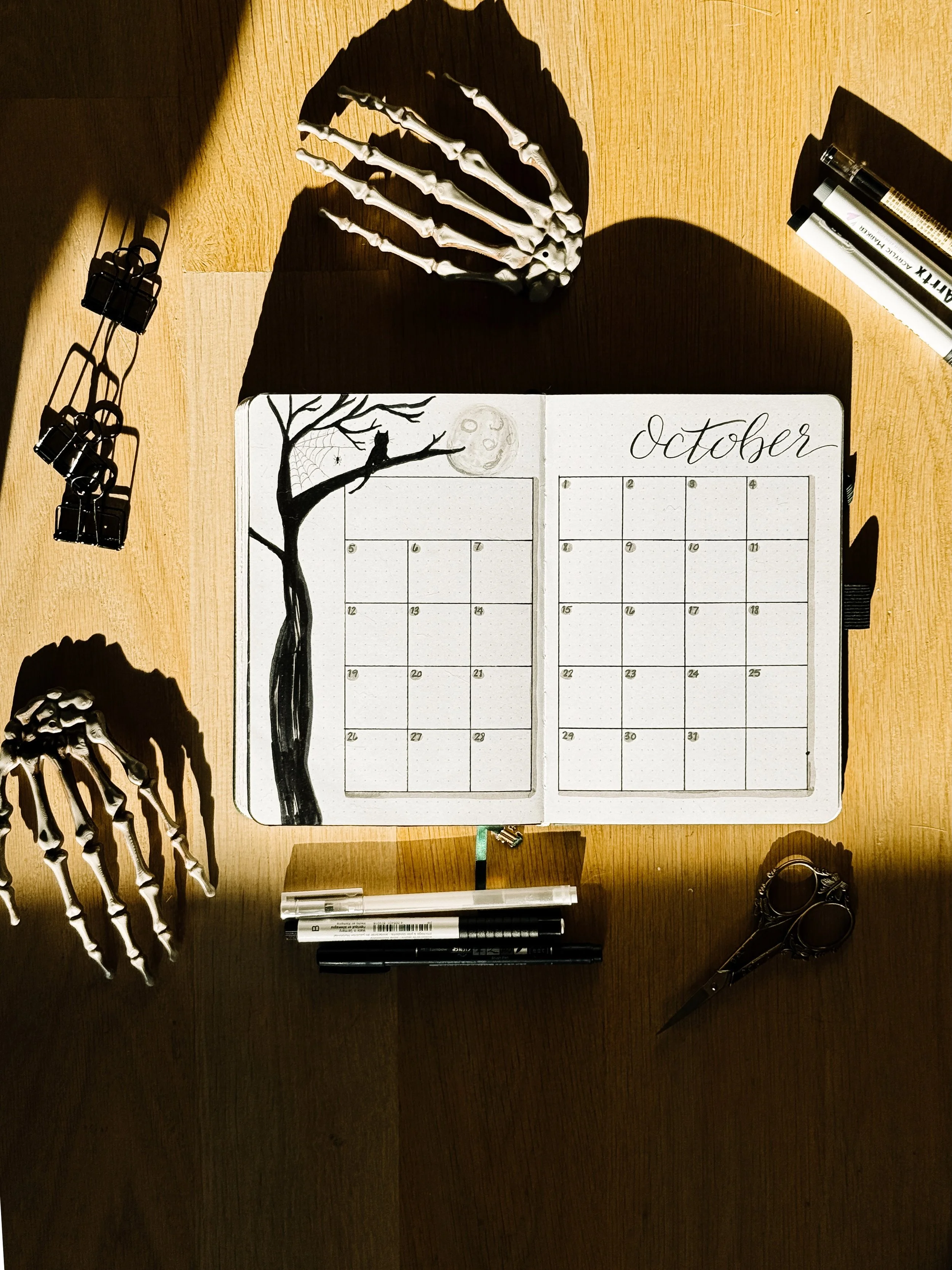 spooky october bullet journal.jpeg