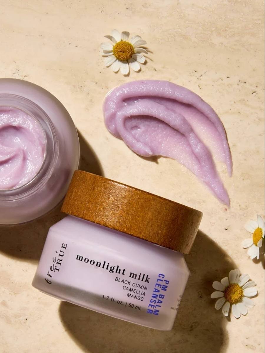 Free-+-True-Moonlight-Milk-PM-Cleansing-Balm-1.jpg