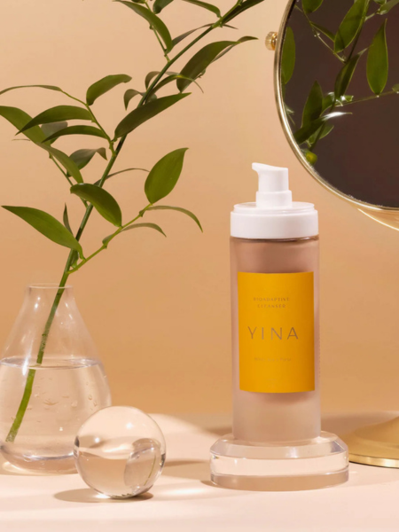 Yina-Bioadaptive-Cleanser-2.png