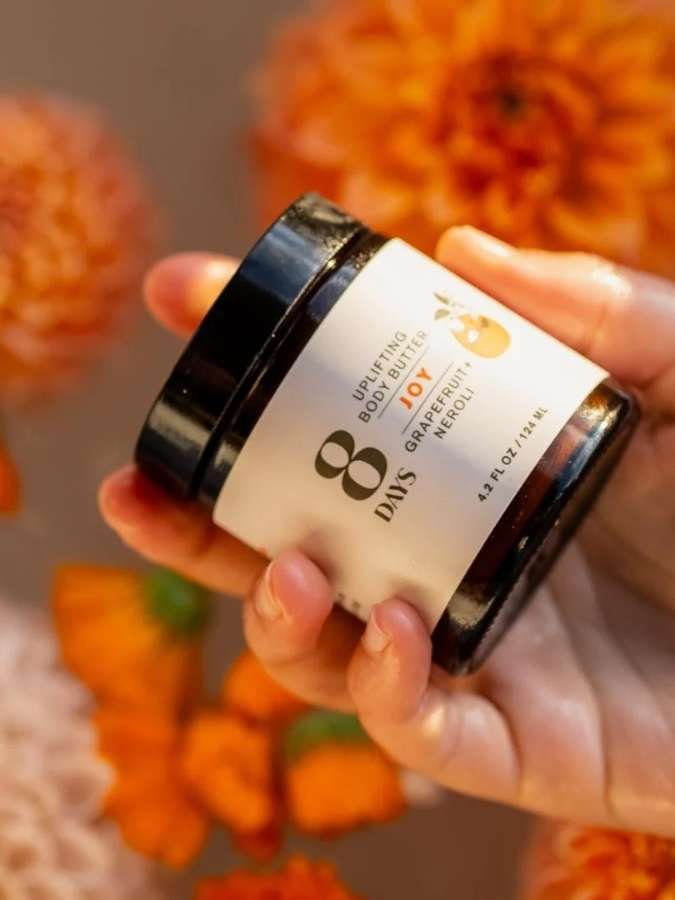8-Days-Botanicals-Joy-Body-Butter-7.jpg