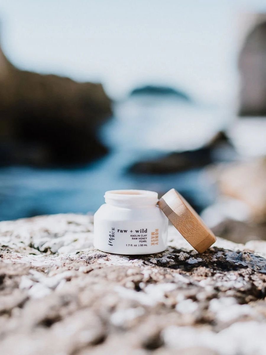 Free-+-True Raw-+-Wild-Illuminating-Honey-Mask.jpg