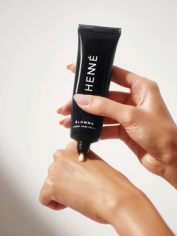Henné-Luxury-Hand-Cream-2.jpg