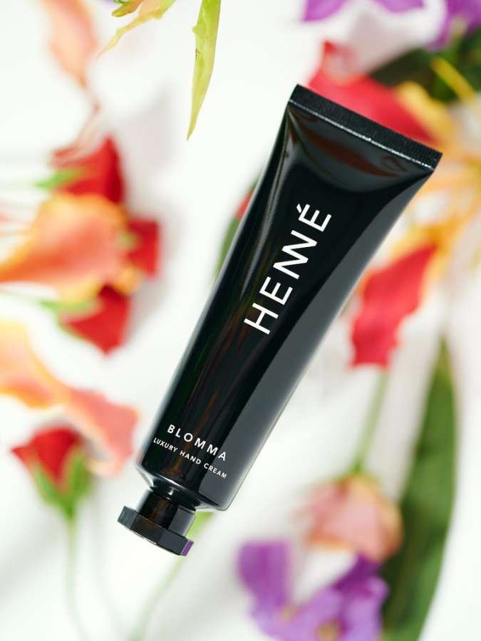 Henné-Luxury-Hand-Cream-3.jpg