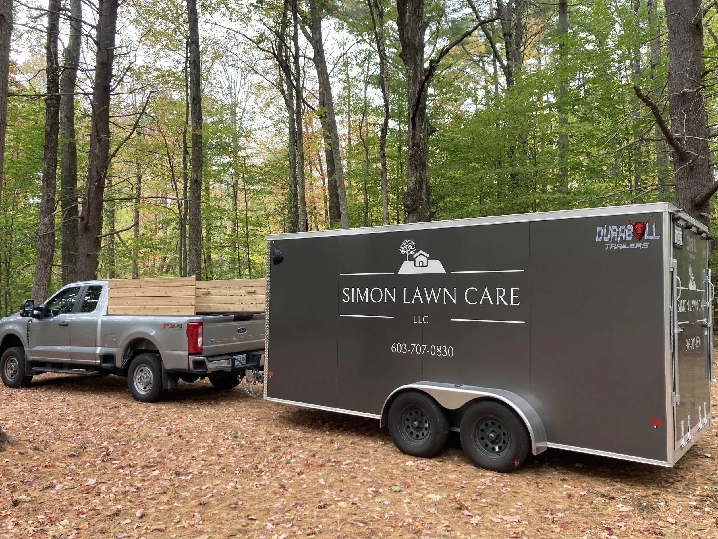 Truck and maintenance trailer