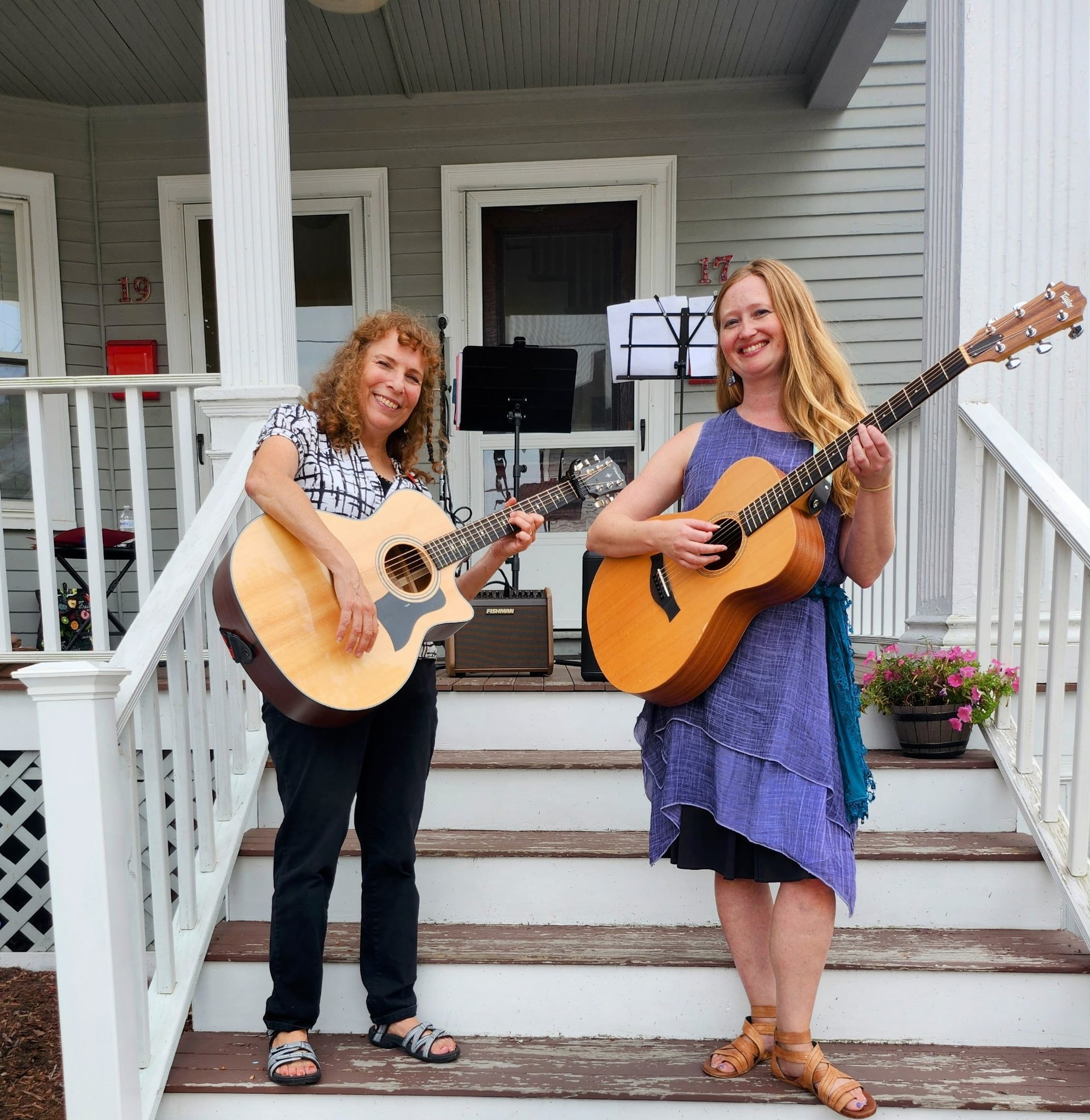 LIVE MUSIC: Blue Clouds