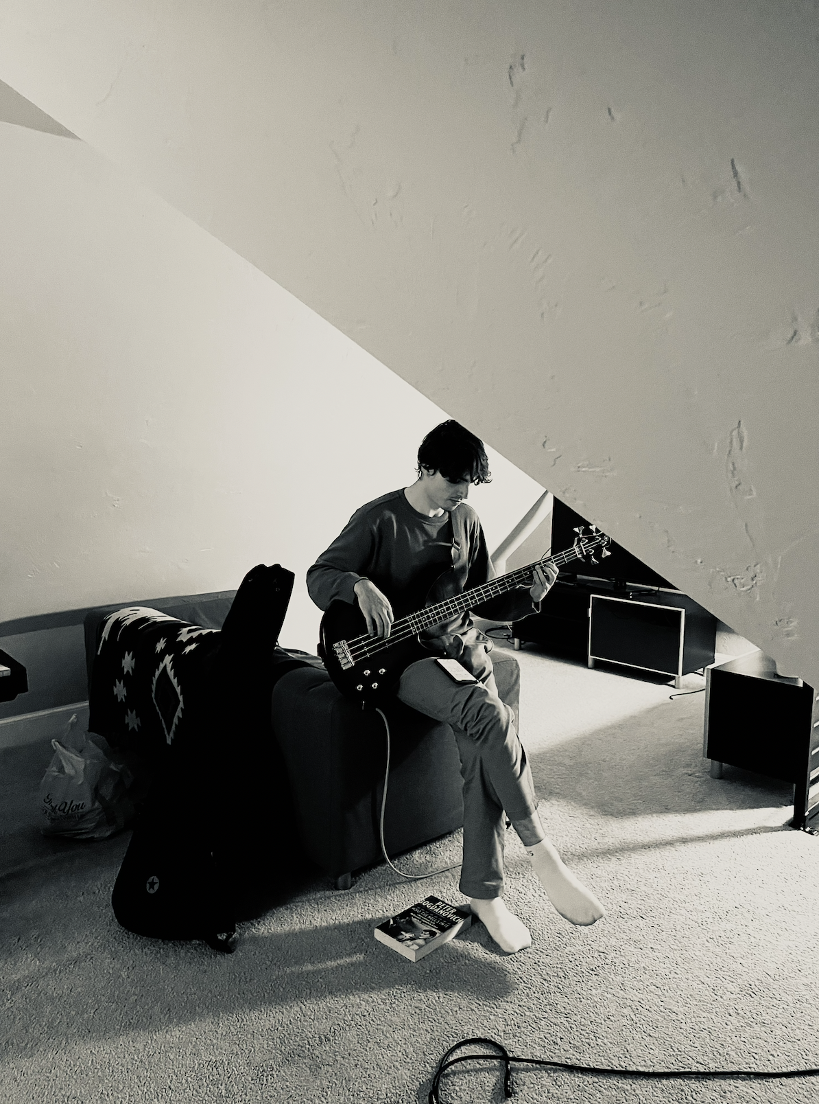 LIVE MUSIC: Just Friends