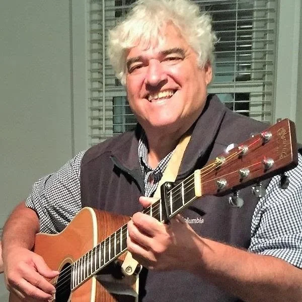 LIVE MUSIC: Art Grossman