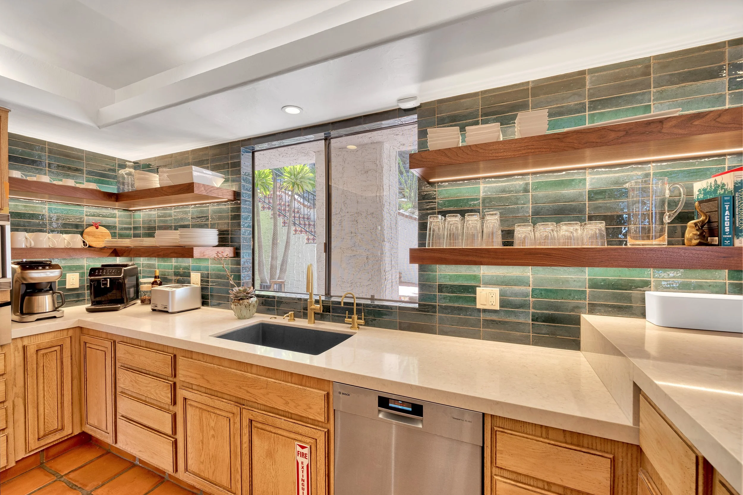 Kitchen _ Dinning 2.jpeg