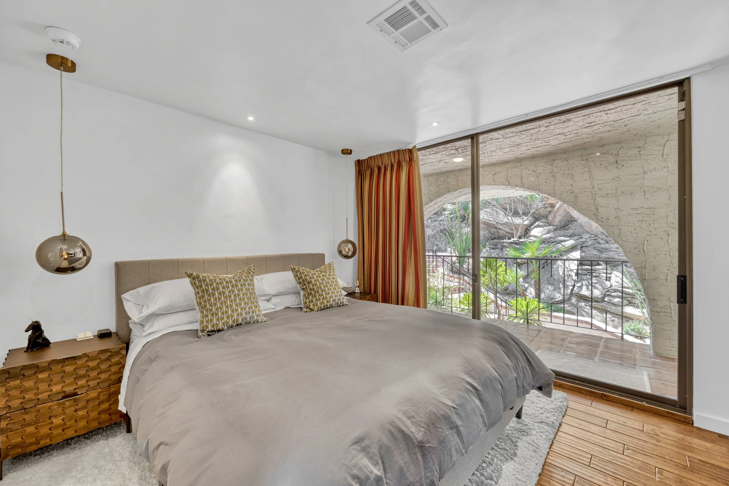 21_Garden En-Suite_01.jpeg