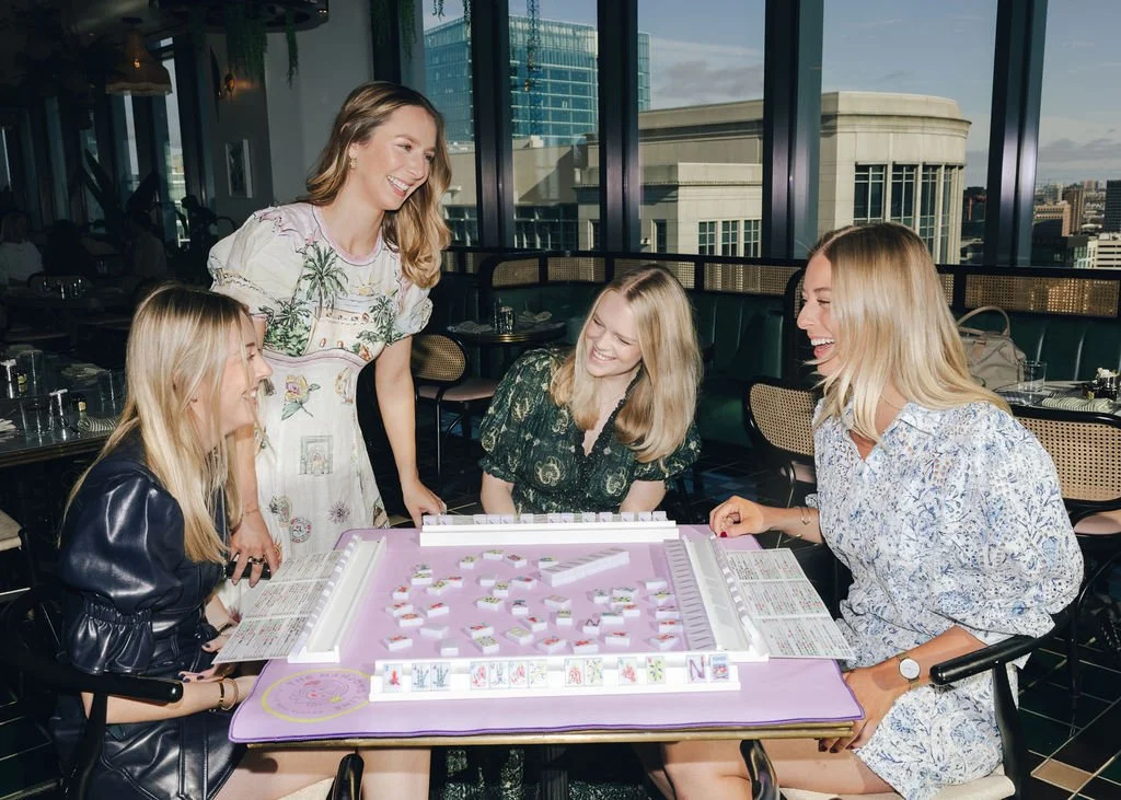 So Bam Fun teaching Mahjong to beginners
