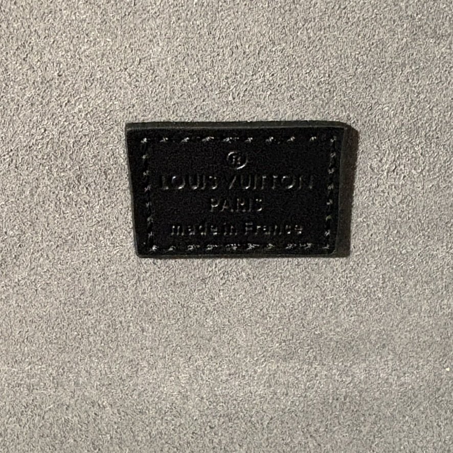 AF777281-DCFD-4884-BA83-E8606AB2635C_1_105_c.jpeg