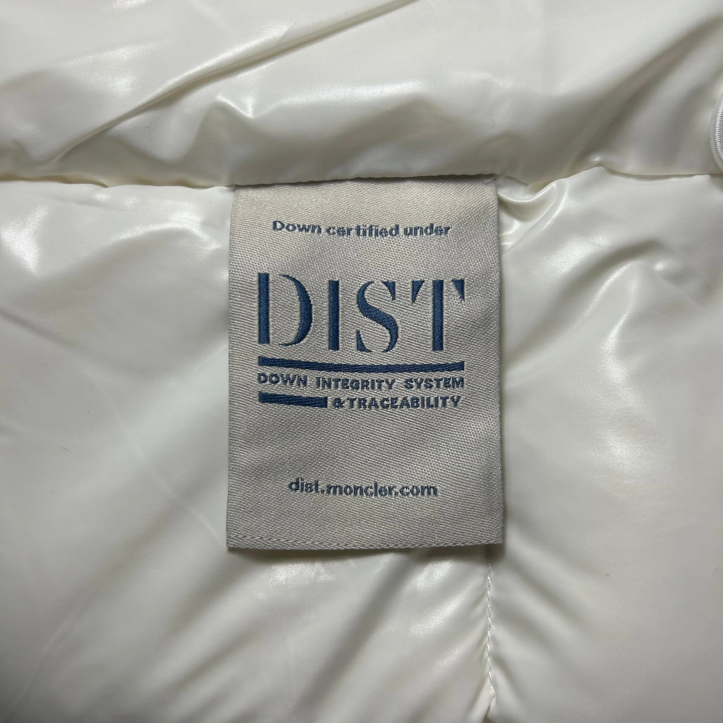 WhatsApp Image 2025-10-22 at 18.20.37 (1).jpeg