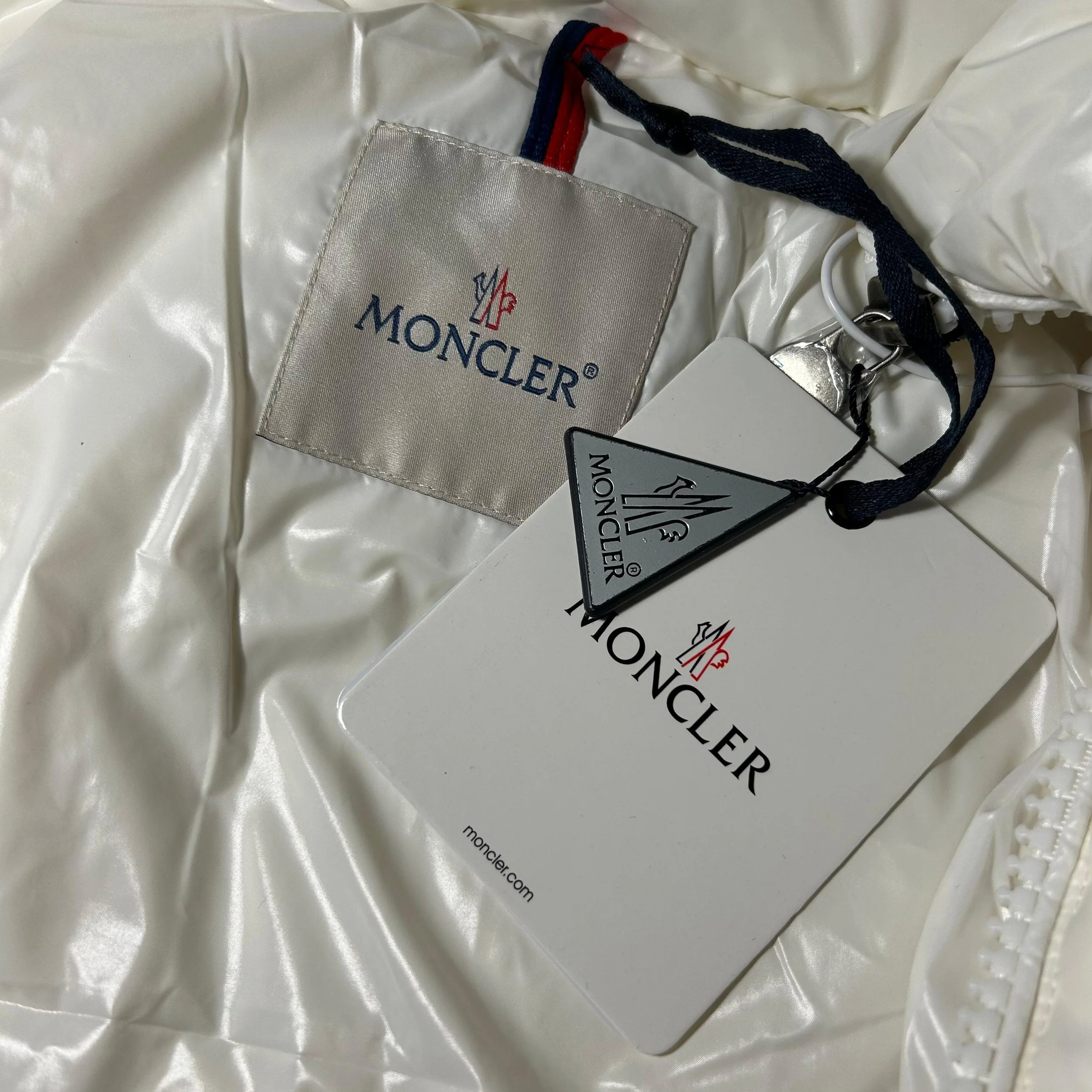 WhatsApp Image 2025-10-22 at 18.20.37.jpeg