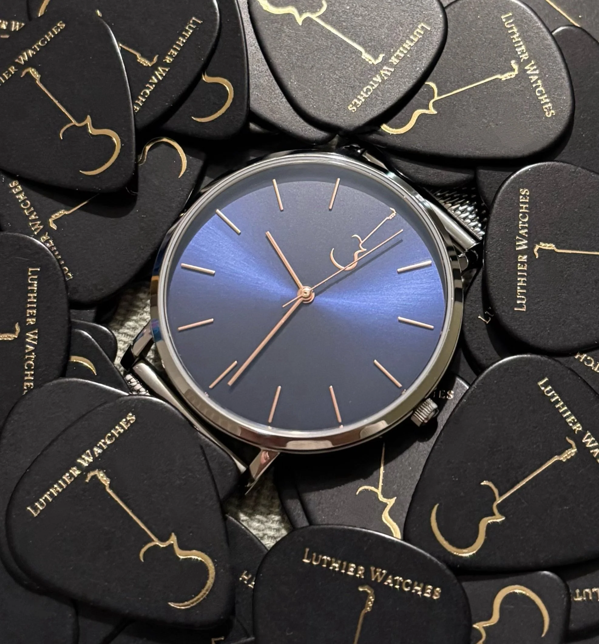 Luthier Watches and guitar
