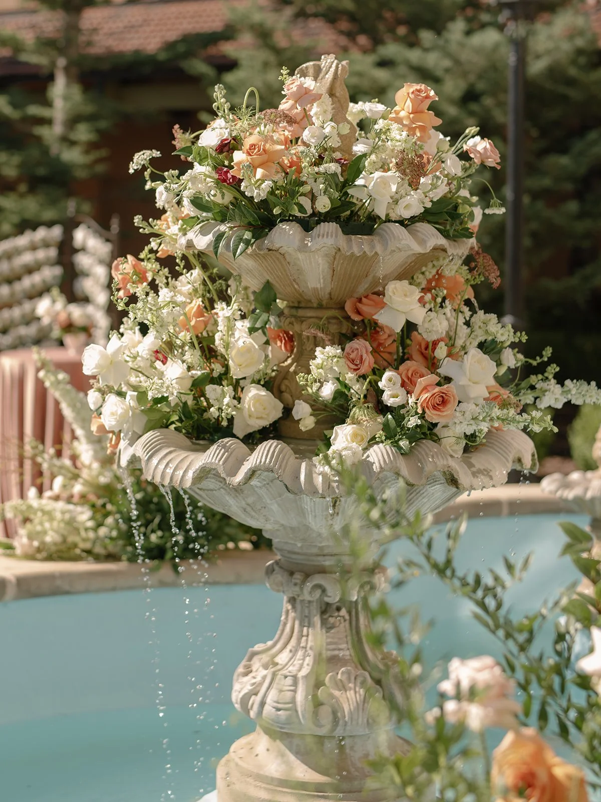 White-Wedding-Cocktail-Hour-Kelli-Christine-Photo-10.jpg