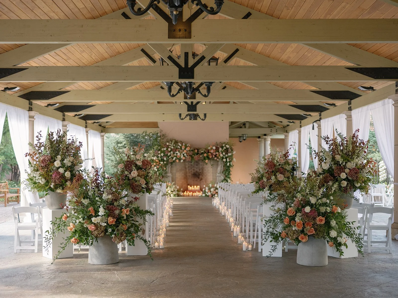 White-Wedding-Ceremony-Kelli-Christine-Photo-12.jpg