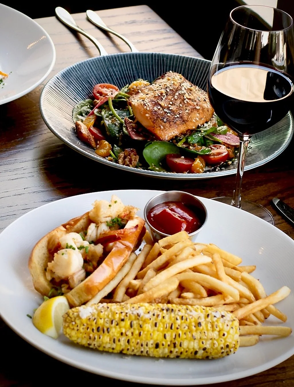 Elevate your workweek routine.
Indulge in extended lunch breaks with our new menu, featuring lobster rolls and salads, and more
Join us every Monday - Friday from 11am - 4pm.
Book your reservation via @resy.
#LeesburgVA