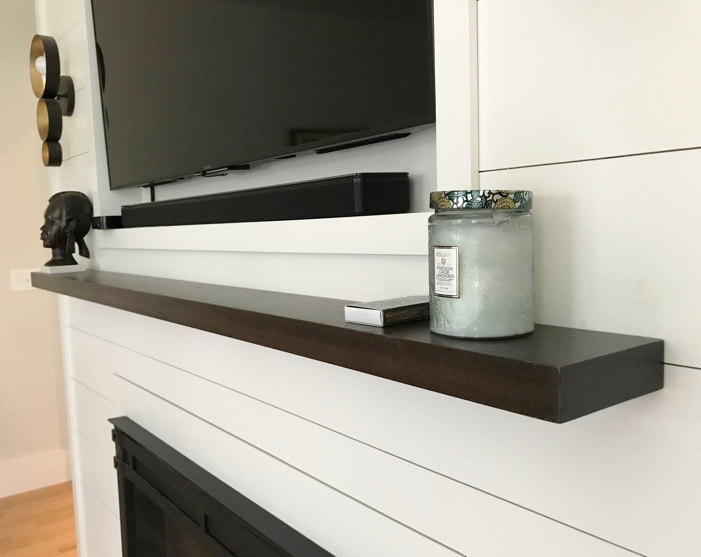Energy-Star-Colonial-New-Home-Design-Build-New-Hampshire-Mantel.jpg