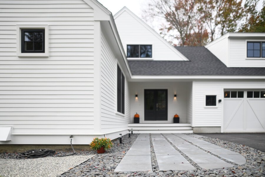 Mighty-Roots-Design-Build-New-Construction-Neo-eclectic-House-Exterior-Front-Walkway.jpg