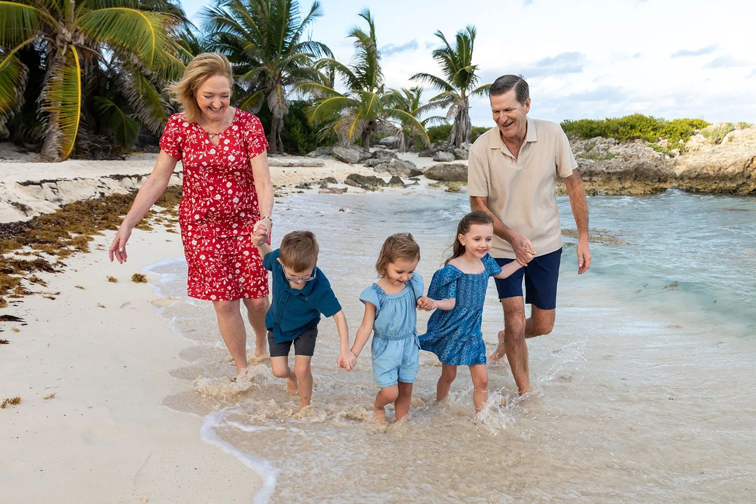 A Multigenerational Family Portrait Session on Isla Mujeres | The Wallace Family