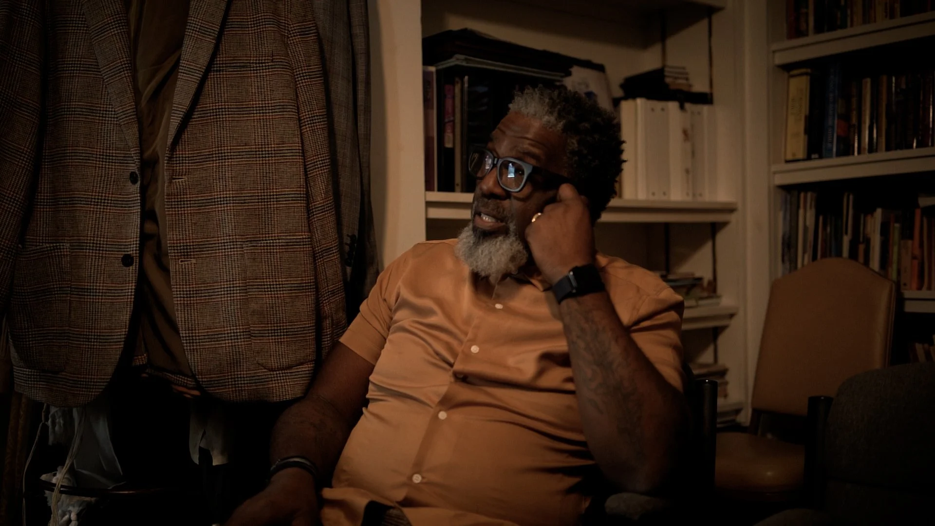 Sequence 01.00_00_22_23.Still005.jpg