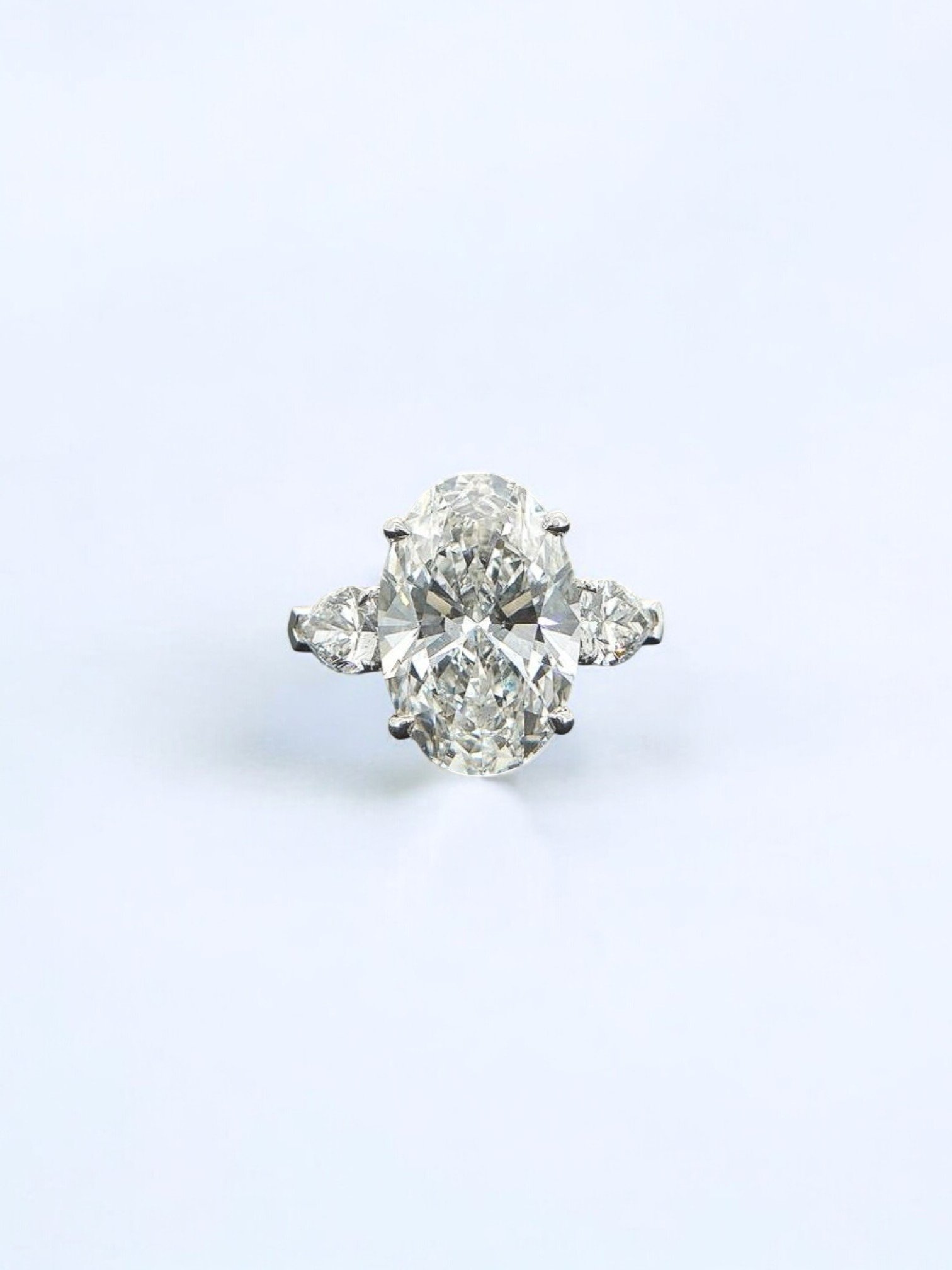 7ct Diamond Ring (Lab-grown), Three-stone Setting, F color VVS1, IGI Certified